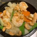 Best Cashew with Shrimp (Combo Dinner) 腰果虾 in Shepherdstown, WV